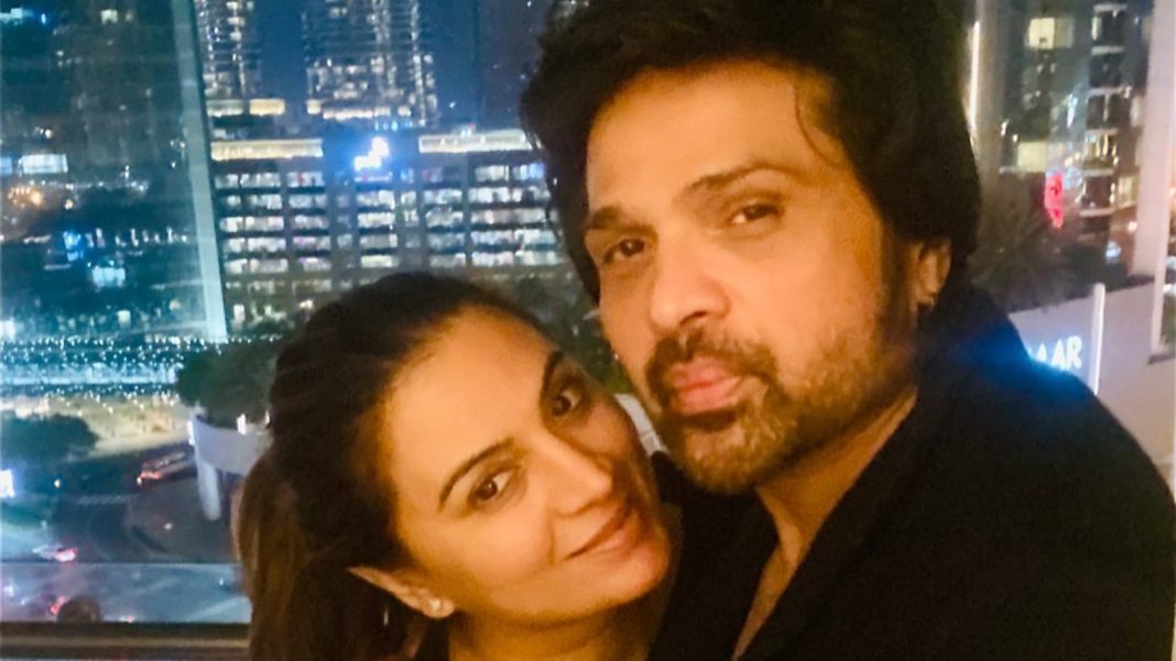 Himesh Reshammiya’s Wife Sonia Kapoor Hilariously Roasts Him on Podcast: Actor Retorts, Says This