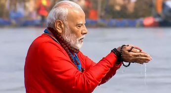 See Pictures and Video as PM Modi Takes a Holy Dip at Maha Kumbh Mela 2025: Day of Devotion and Reflection