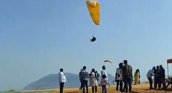 Maharashtra Student Paraglides to Exam Centre, Avoids Traffic in Viral Video