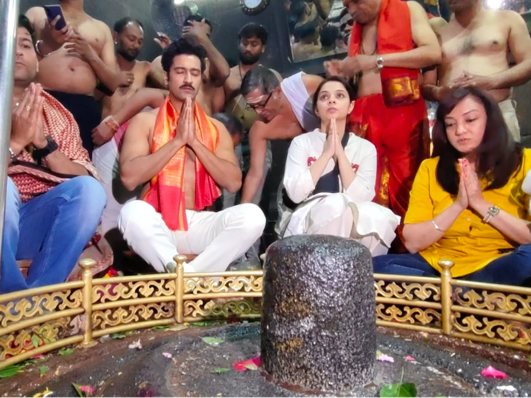 Vicky Kaushal Visits Grishneshwar Temple Ahead Of 'Chhaava' Release