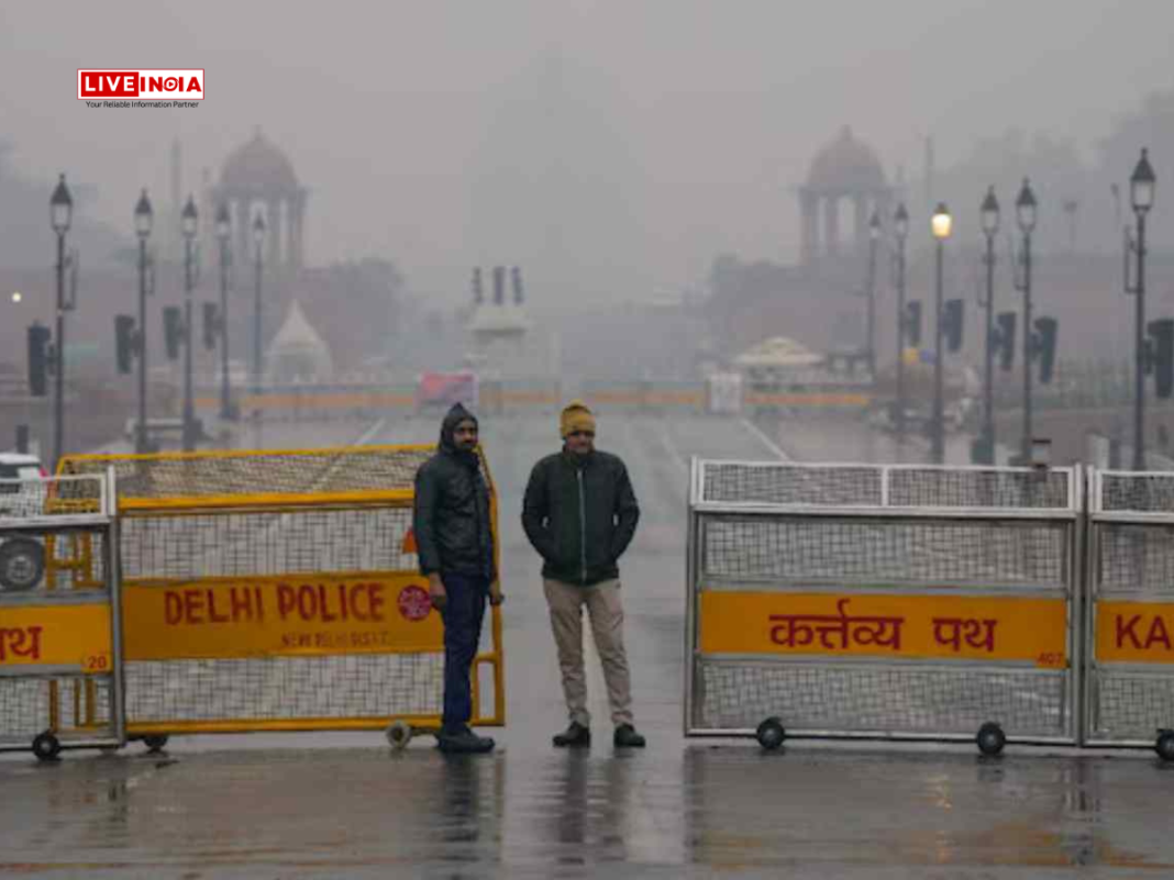 Delhi Sees Light Rainfall, Marginal AQI Improvement as Fog Lingers