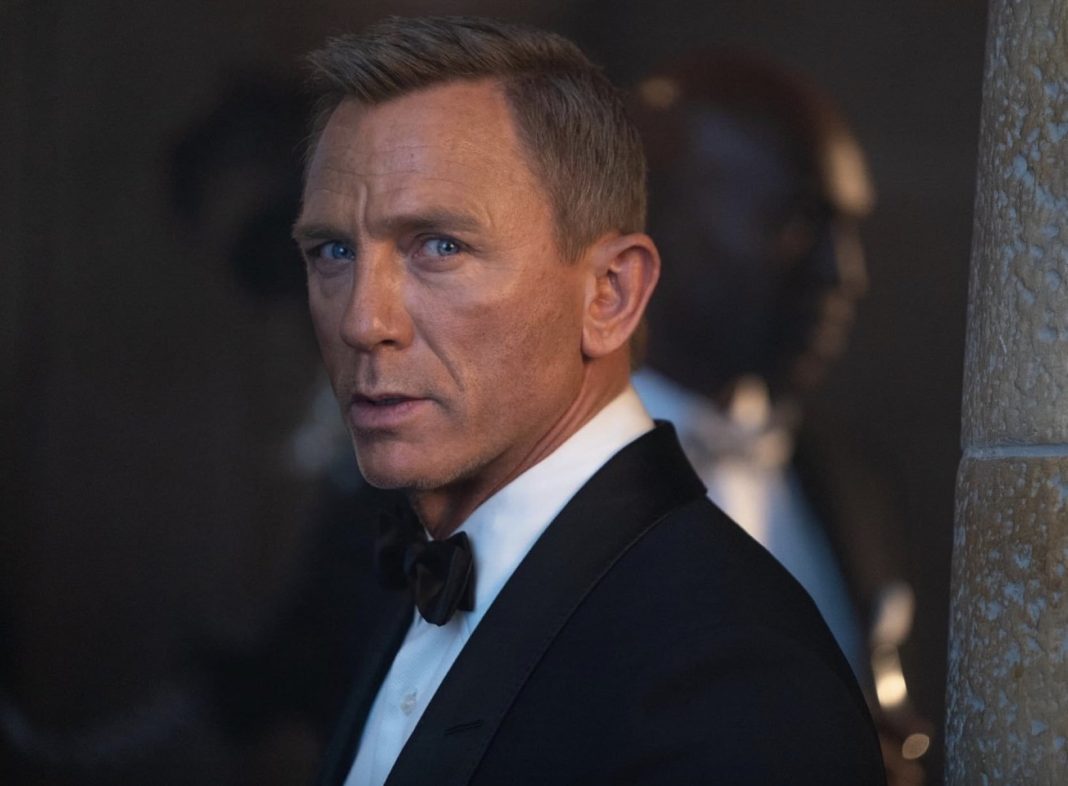 Daniel Craig Departures Sgt. Rock Film, Leaving Lead Role Vacant