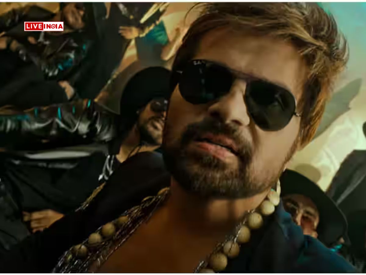 Badass Ravi Kumar Outshines Loveyapa on Day 1: Himesh Reshammiya Stuns Box Office