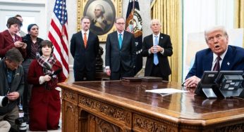 White House Bans Associated Press from Oval Office & Air Force One