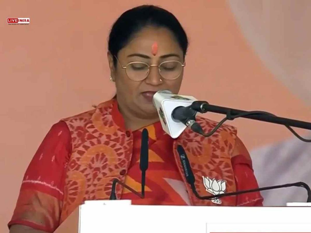 Rekha Gupta Sworn In as Chief Minister of Delhi; PM, NDA Leaders on Stage
