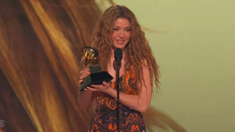 Shakira Dedicates Her Grammy Win To “Immigrant Brothers And Sisters”