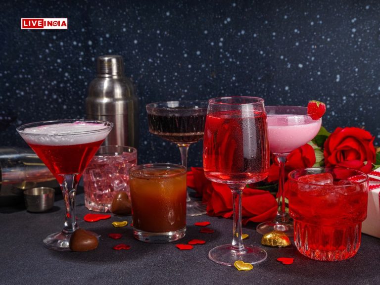 Top 5 Romantic Cocktails & Mocktails to Impress Your Partner on Valentine’s Evening