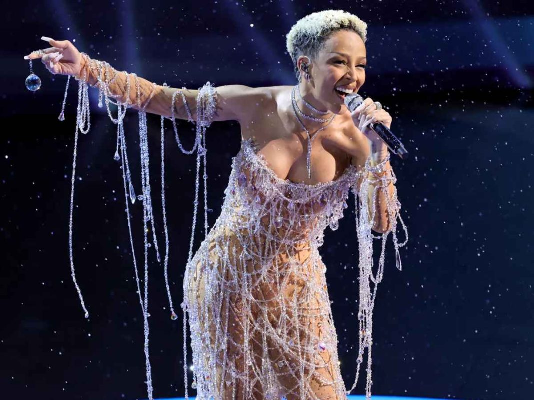 Doja Cat Reacts To Backlash Over Oscars James Bond Tribute Performance