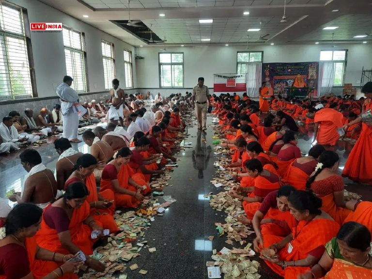 Over ₹3.48 Crore in Cash, Gold, and Silver Donated at Karnataka’s Raghavendra Swamy Mutt in 30 Days
