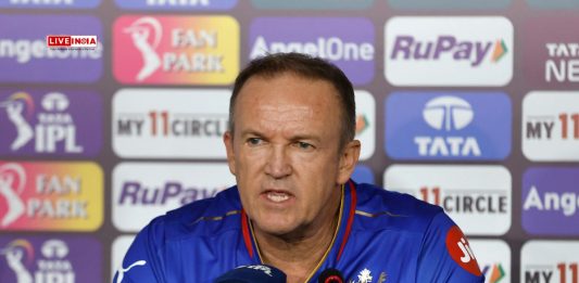 “Daunting for KKR!” – RCB Coach Andy Flower Fires Pre-Match Salvo Ahead of IPL 2025 Opener