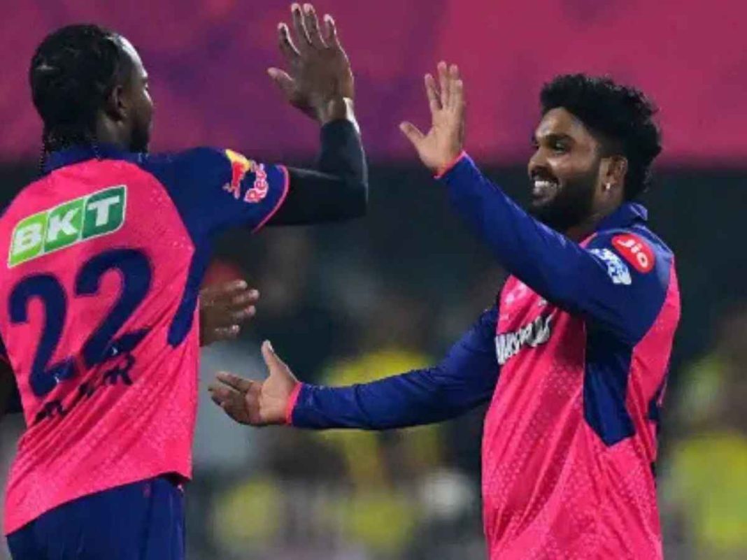 IPL 2025: Wanindu Hasaranga Joins Rare Club With Four-Wicket Haul Against CSK