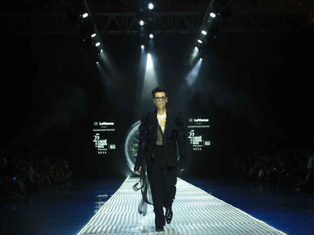 Karan Johar Turns Heads In black outfit At Lakme Fashion Week