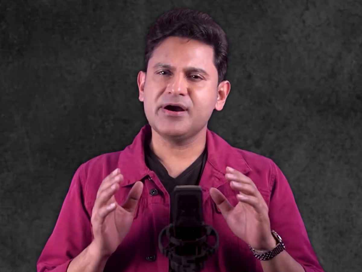 Ayodhya Saints Support Manoj Muntashir's Proposal To Build Toilets Over Aurangzeb's Grave