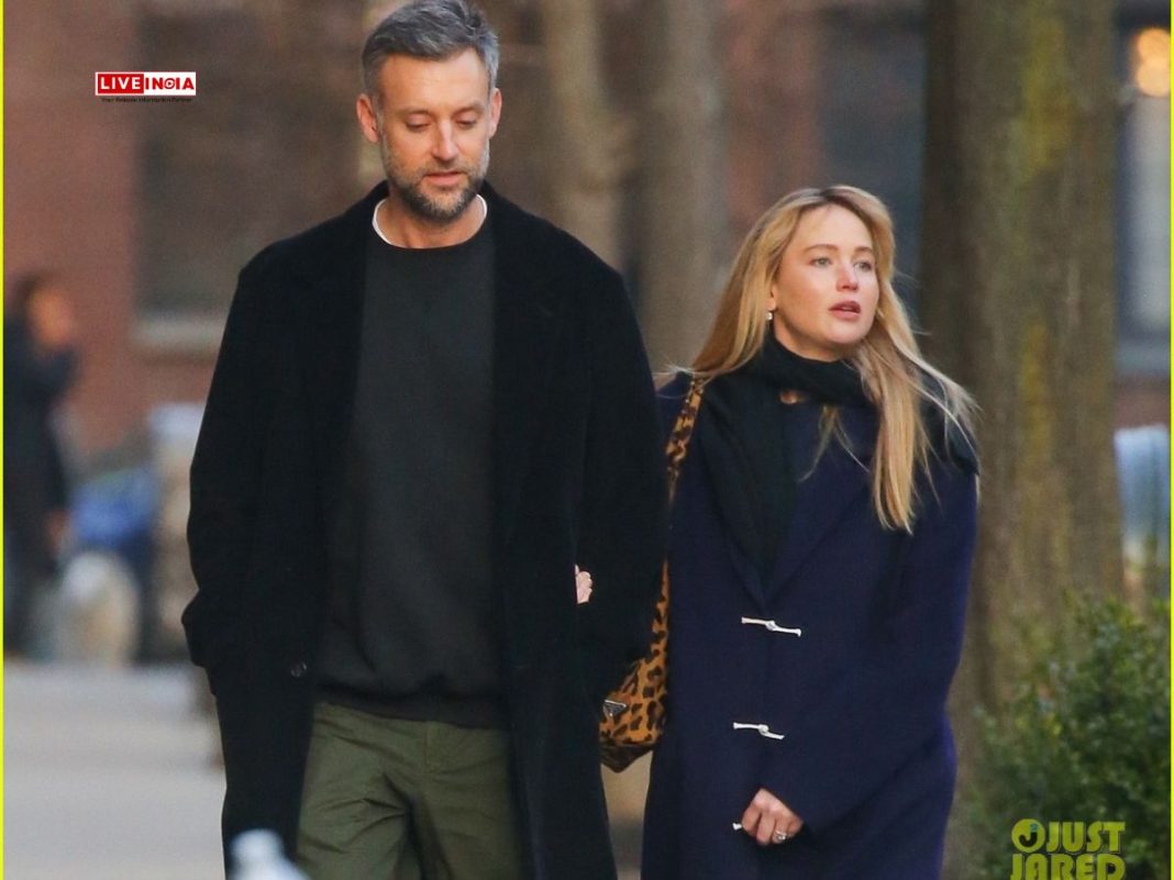 Jennifer Lawrence Steps Out With Cooke Maroney Amid Baby No. 2 Rumours!