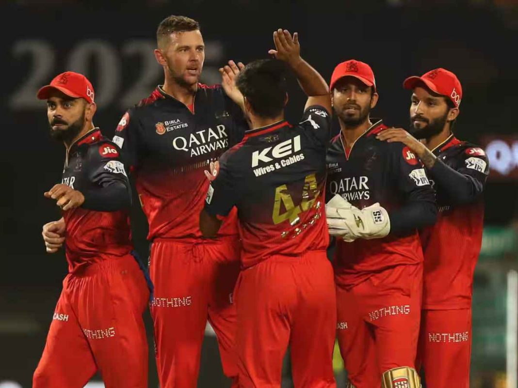 IPL 2025: Matthew Hayden Applauds RCB's Well-Rounded Performance In Opener Match Against KKR