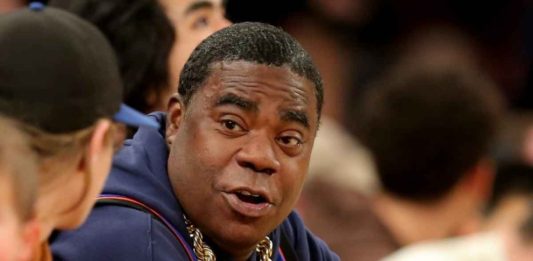 Tracy Morgan Rushed Out Of Knicks Game After Vomiting And Nosebleed Incident