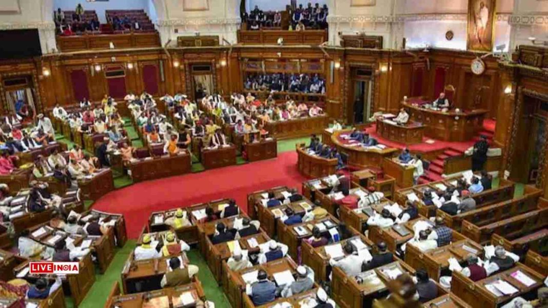 UP Assembly Bans Pan-Masala & Gutka After Spitting Incident
