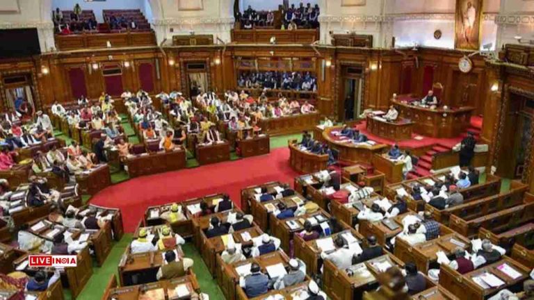 UP Assembly Bans Pan-Masala & Gutka After Spitting Incident