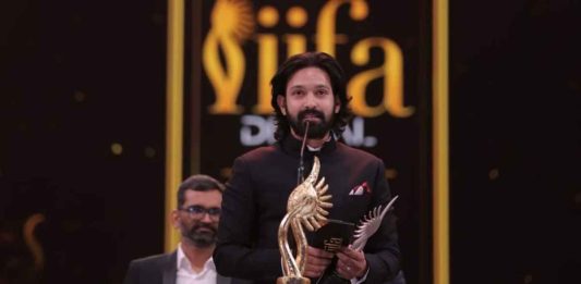 Vikrant Massey Wins Performance In A Leading Role, Male At IIFA 2025 For 'Sector 36'