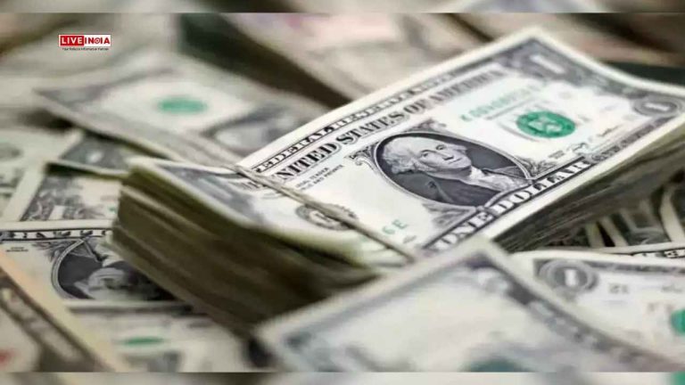 Dollar Slips on Growth Jitters Ahead of Trump’s Reciprocal Tariff Announcement