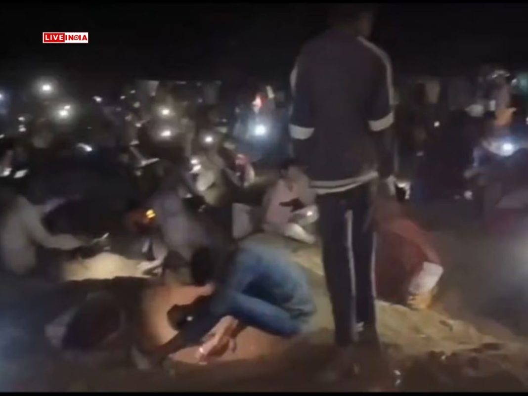 Gold Rush in Burhanpur: How 'Chhaava' Sparked a Treasure Hunt Frenzy