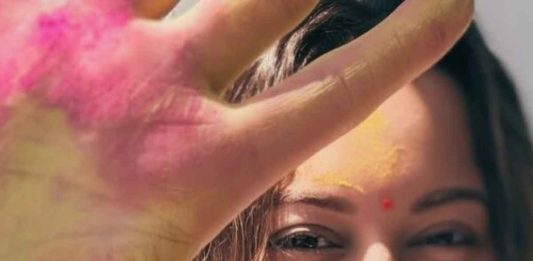 Sonakshi Sinha Hits Back At Trollers Over Zaheer's Absence During Holi Celebrations