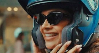 Deepika Padukone Showcases Her French Skills At Paris Fashion Week