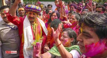 Holi Politics Heats Up: Manoj Tiwari Hits Back at AAP Over Free LPG Protest