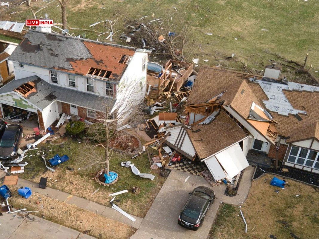 32 Dead as Tornadoes Devastate US; Missouri, Texas Among Worst-Hit States