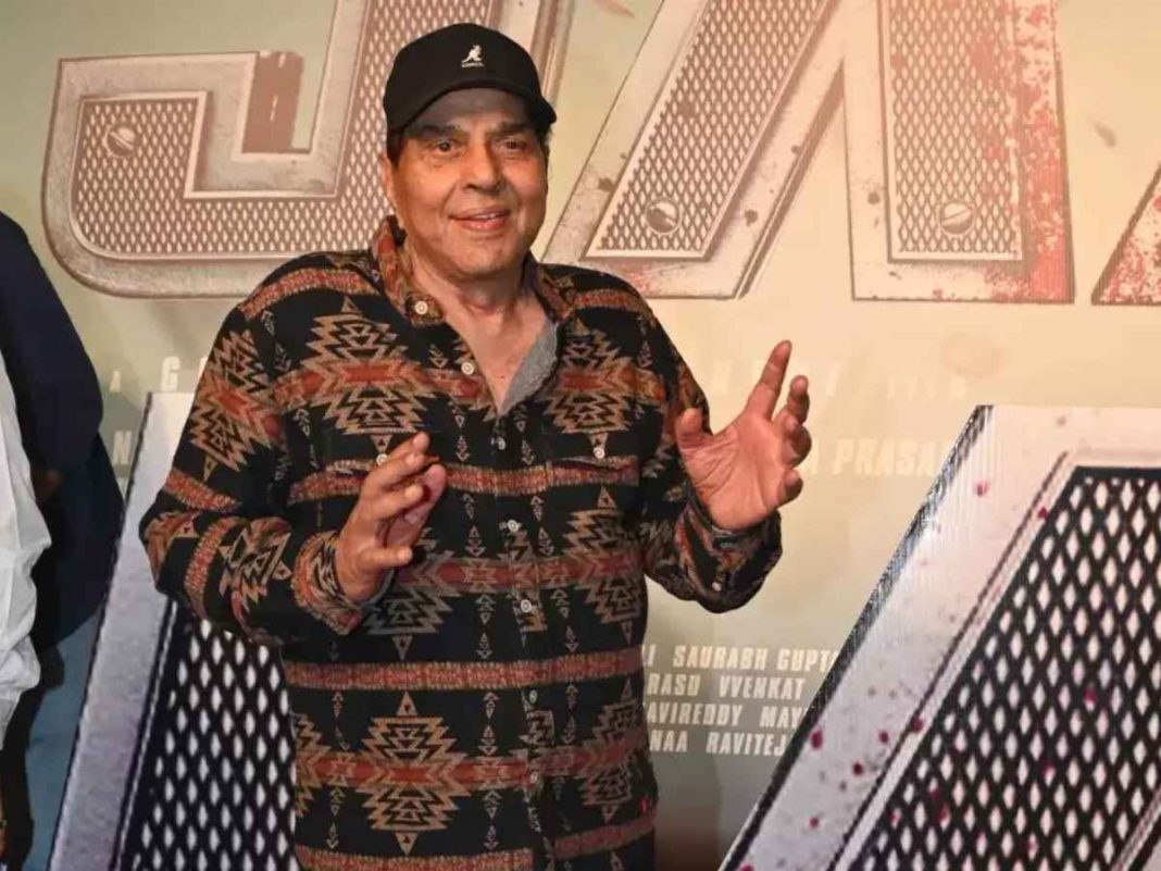 Dharmendra Joyfully Dances To Dhol At Premiere Of Son Sunny Deol's 'Jaat'