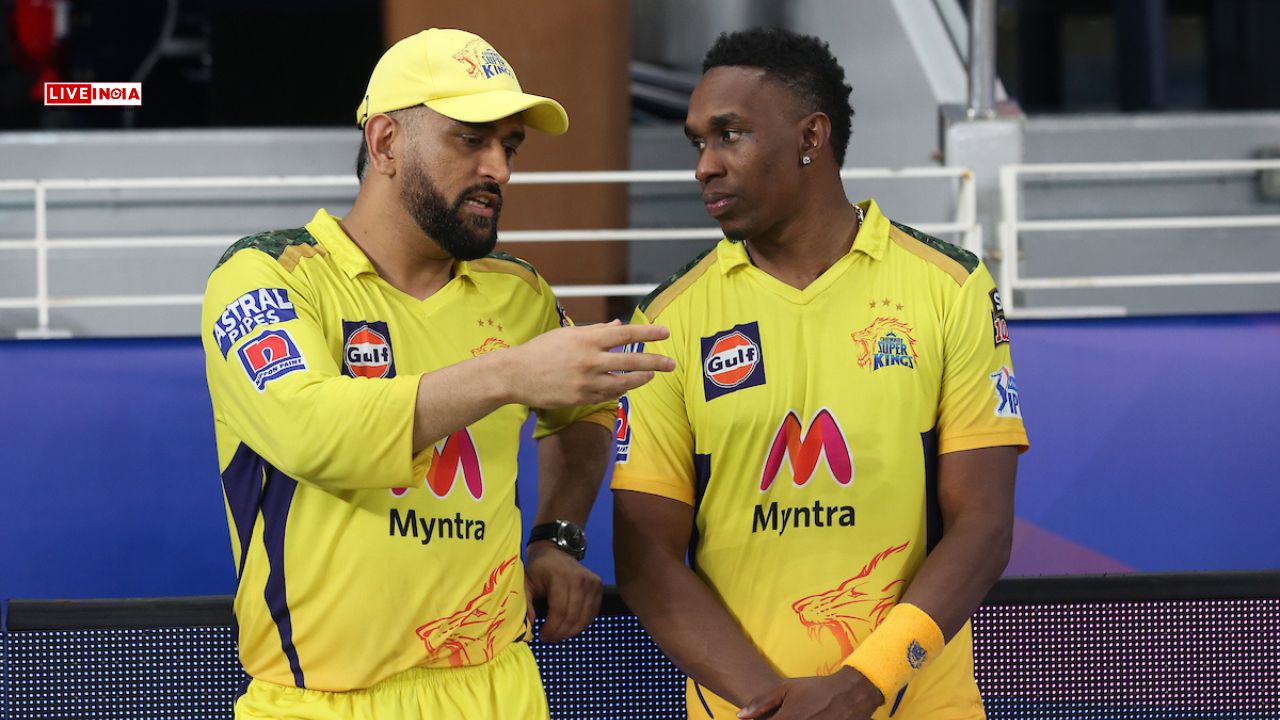 "The Traitor Is Here": MS Dhoni's Dig at Dwayne Bravo Storms Social Media Ahead of CSK vs KKR
