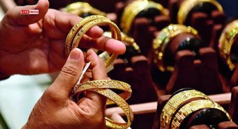 Gold Slips After Hitting Record High Amid Global Market Selloff Triggered by Trump Tariffs