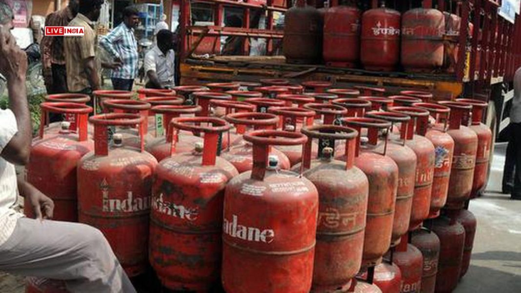 LPG Price Hiked by ₹50 for All Consumers; Subsidised, General Users Affected