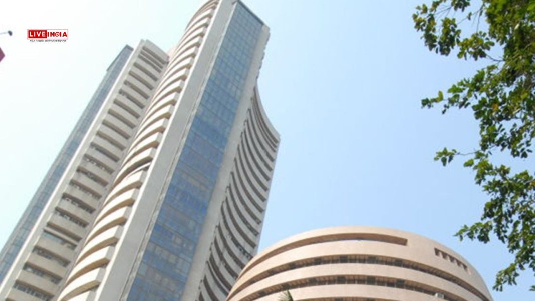 Sensex, Nifty End Flat; Investors Lose ₹4 Lakh Crore Amid Mid, Small-Cap Selloff