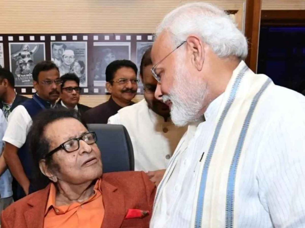 PM Modi Expresses Grief and Pays Tribute to Manoj Kumar In Letter To His Family