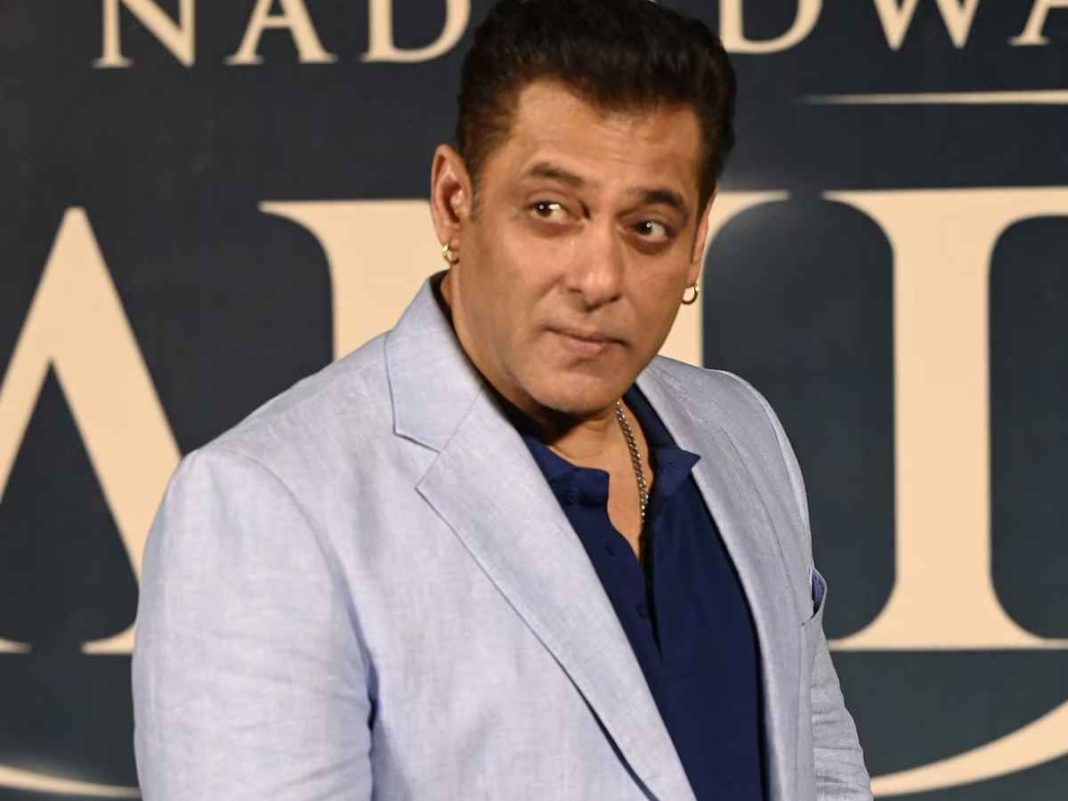 Salman Khan Gets New Death Threat: Suspect Warns of Breaking In, Bombing Car, Mumbai Police Launch Probe