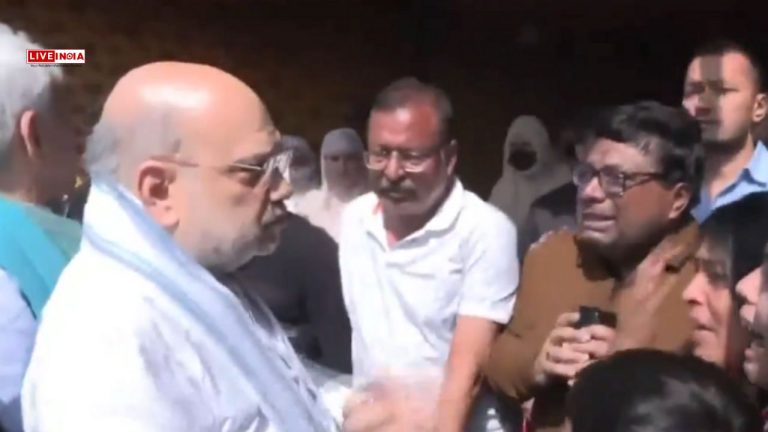 "Won’t Spare the Terrorists": Amit Shah Pays Tribute to Pahalgam Victims, Vows Justice