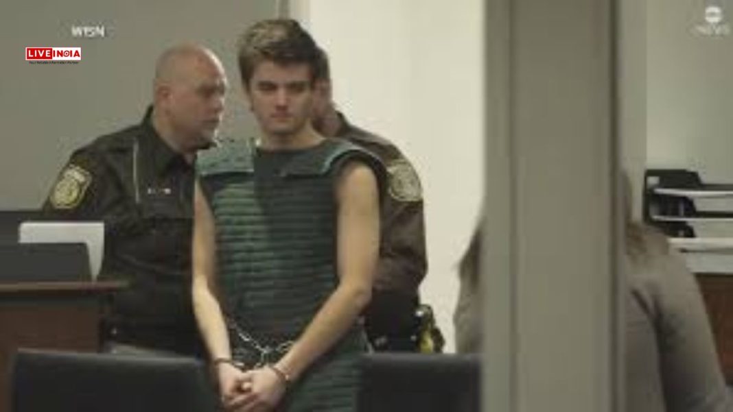 US Teen Kills Parents To Fund Plot Against Trump, Say Federal Agents