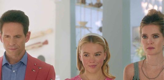 'Sirens Trailer': Meghann Fahy Confronts Julianne Moore in Netflix’s Twisted Dark Comedy