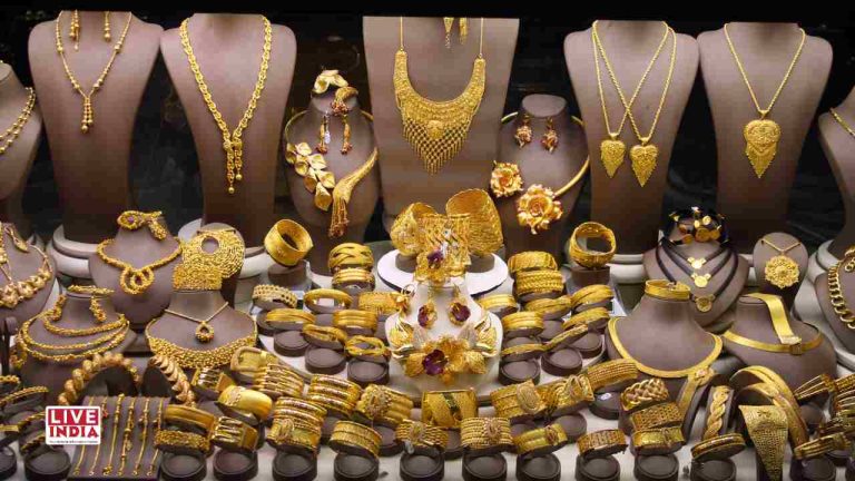 Gold Hits ₹1 Lakh Milestone: Experts Warn of 10% Correction, Long-Term Bullish Outlook Intact