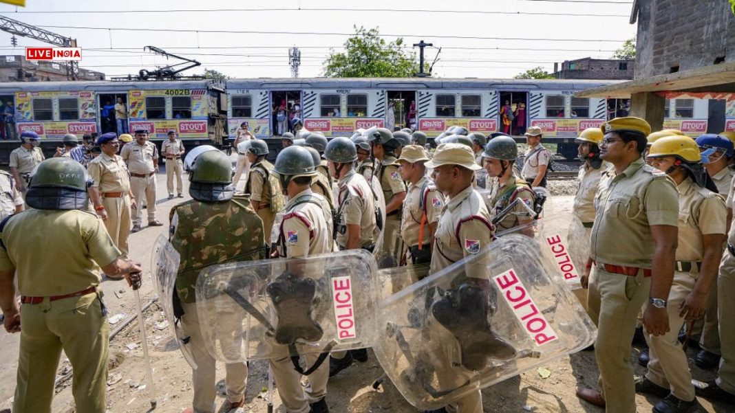 Waqf Act Protests Turn Deadly in Bengal: 3 Dead, 150 Arrested; BJP Alleges Hindus Fleeing Murshidabad