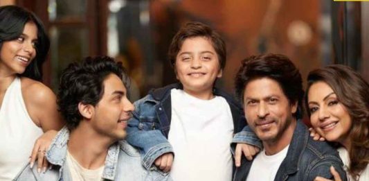 AbRam Makes Aryan Khan Laugh Out Loud in Rare Candid Pic at Mannat, Reveals Celebrity Photographer