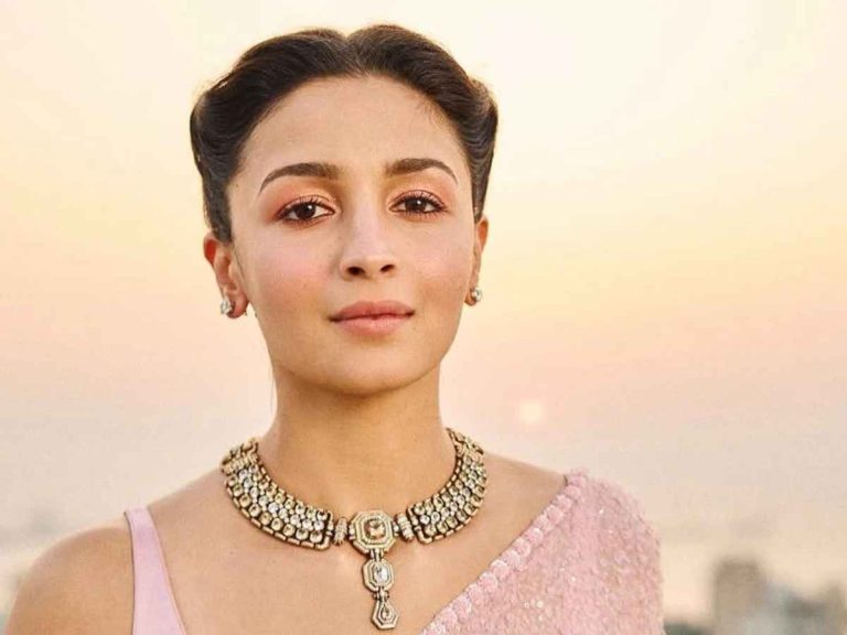 Alia Bhatt Pays Emotional Tribute to Fallen Soldiers, Expresses Anxiety Over India-Pakistan Tensions