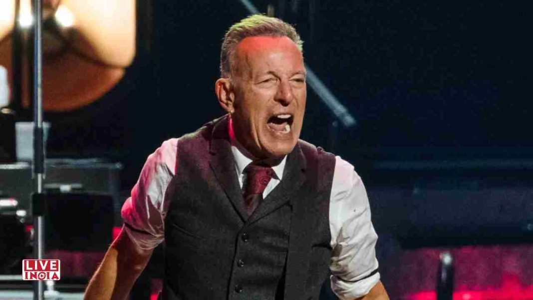 Bruce Springsteen Calls Trump Administration ‘Corrupt, Incompetent, and Treasonous’