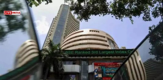 Sensex Crashes 700 Points, Nifty Slips 200 Points Amid Weak Asian Cues