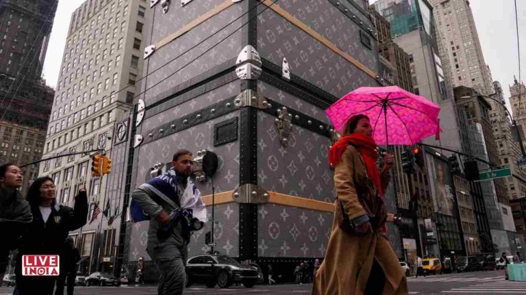 Trump’s 50% Tariff Threat Sends European Luxury Stocks Sliding