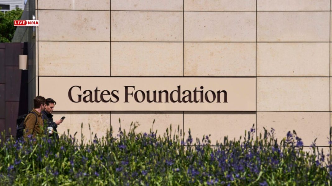 Historic! Bill Gates Pledges 99% of $107B Fortune to Foundation