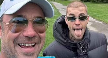 Viral Beach Photo Sparks Balding Rumors About Justin Bieber, Fans React