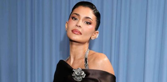 Kylie Jenner Turns Heads in Form-Fitting Ferragamo Gown at Met Gala 2025