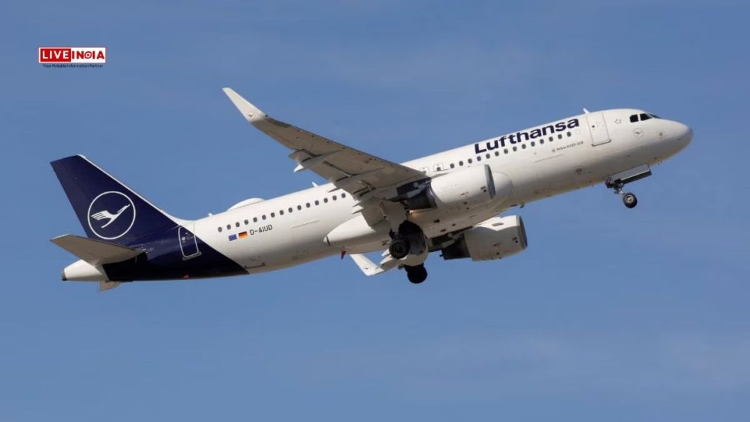 Shocking! Lufthansa Flight With 199 Passengers Onboard Flies 10 Minutes Without a Pilot